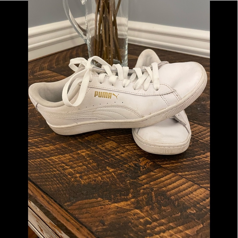 Puma Women’s Leather White Sneakers Size - 7.5
